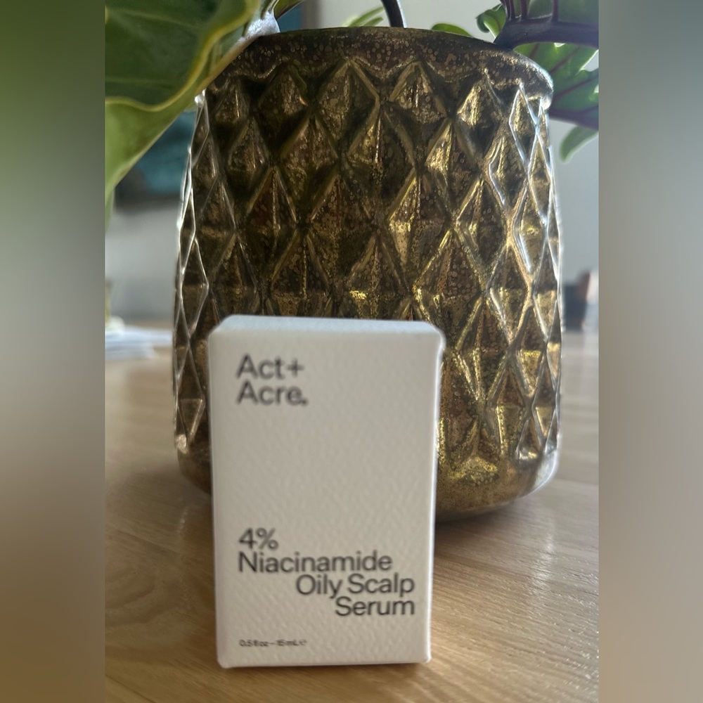 Act + Acre Niacinamide Oily Scalp Serum
